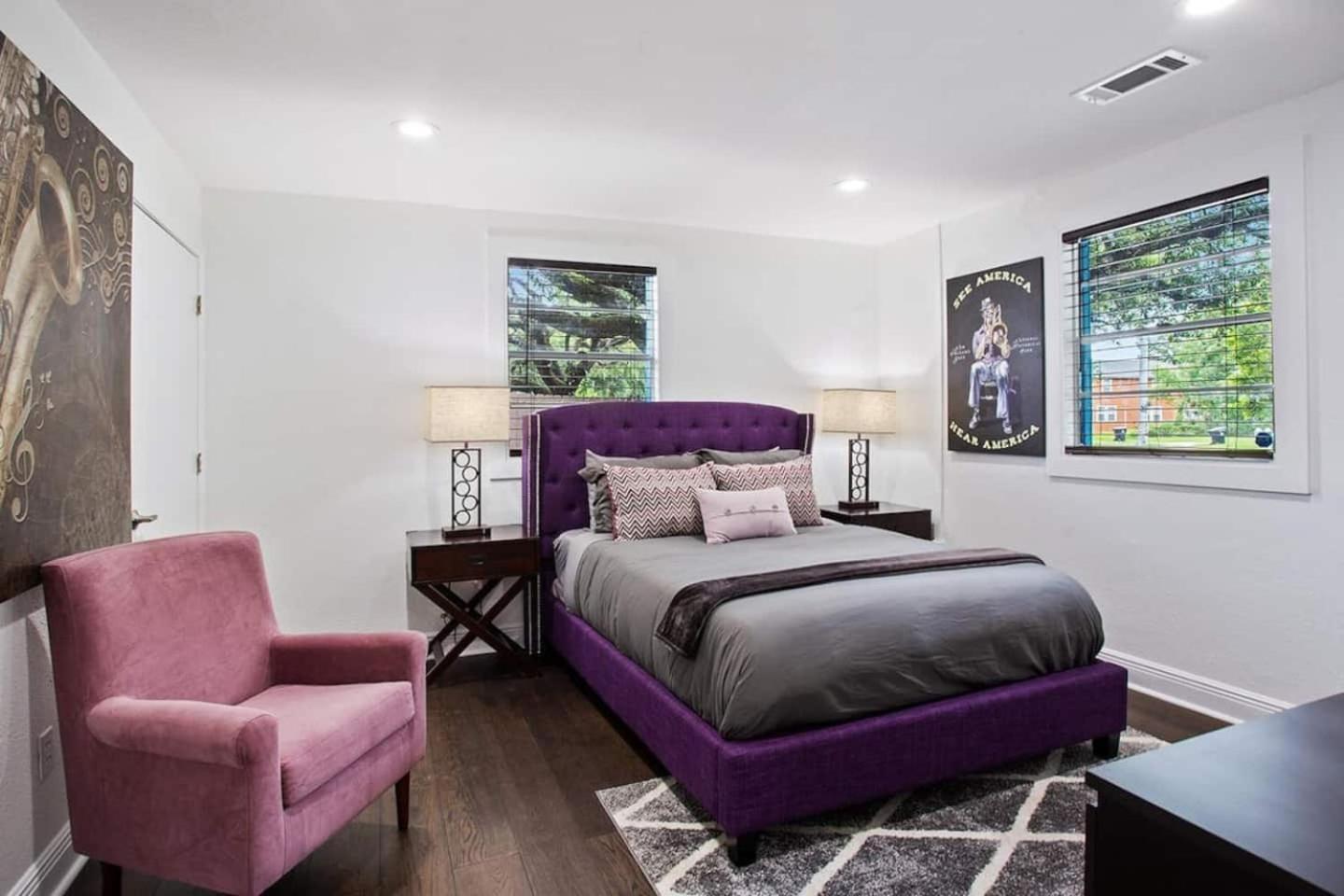 Charming French Quarter Hideaway With Private Patio